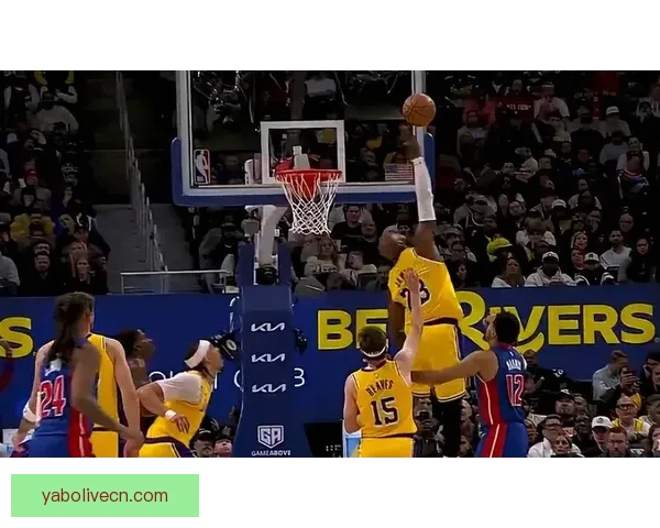 41岁詹姆斯连续11战出手受限为胜利转型却因裁判判罚无奈显落寞